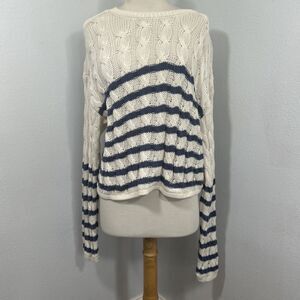 American Eagle Sweater Womens Small‎ Petite Beige Stripe Chunky Y2K 2000s